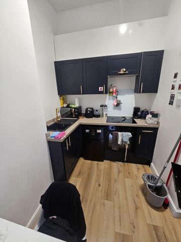 Flat 1/8 372, Upper Brook Street, Manchester, M13 - Photo 4