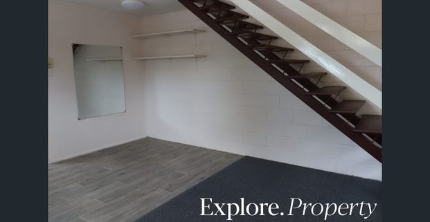 Well maintained Unit - Photo 1