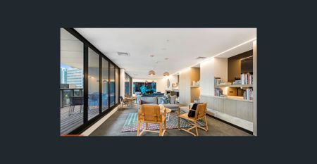 KINGS DOMAIN BRILLIANT & SPACIOUS 2 BEDROOM APARTMENT - Photo 2