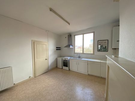 Location Appartement 3 pièces 72m² - Photo 5