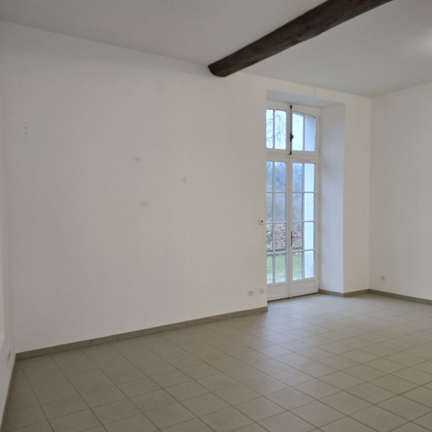 Location Appartement 2 pièces 56m² FONTENAY TRESIGNY 77610 - Photo 1