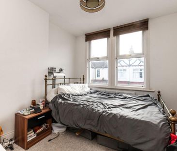 5 bedroom terraced house to rent - Photo 2