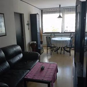 Wohnung nähe U1 Station zur Zwischenmiete (6 Monate) - Photo 1