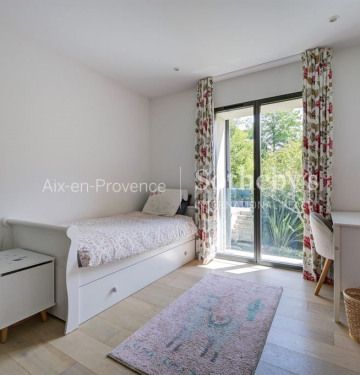 Maison • Aix-en-Provence - Photo 3