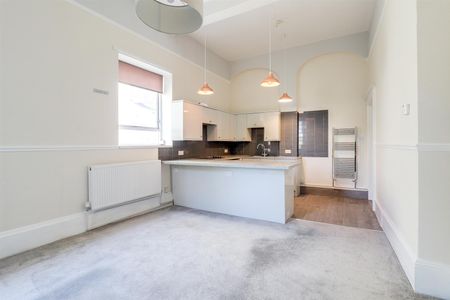 A 1 Bedroom Flat in Montpellier GL50 1UX - Photo 5
