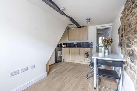 Banbury, Oxfordshire, OX16 - Photo 2