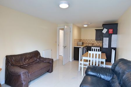 1 Cathedral Court, 26/28 Main Street, Letterkenny, Co.Donegal F92 E9PN - Photo 2