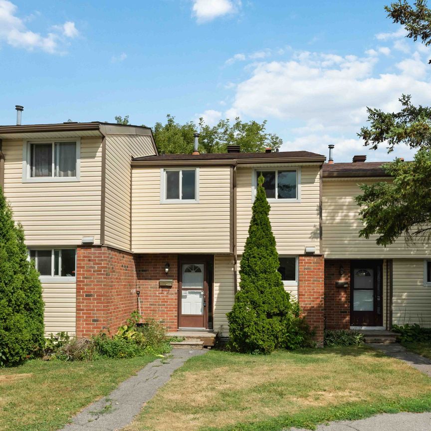 For Lease - 1441 PALMERSTON Drive Unit# 317, Cyrville - Carson Grove - Pineview, Ontario - Photo 1