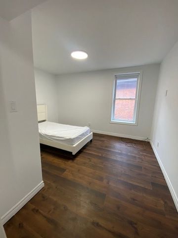 For Lease - 55 Young Street Unit# 2 - Bedroom #2, Hamilton, Ontario - Photo 3