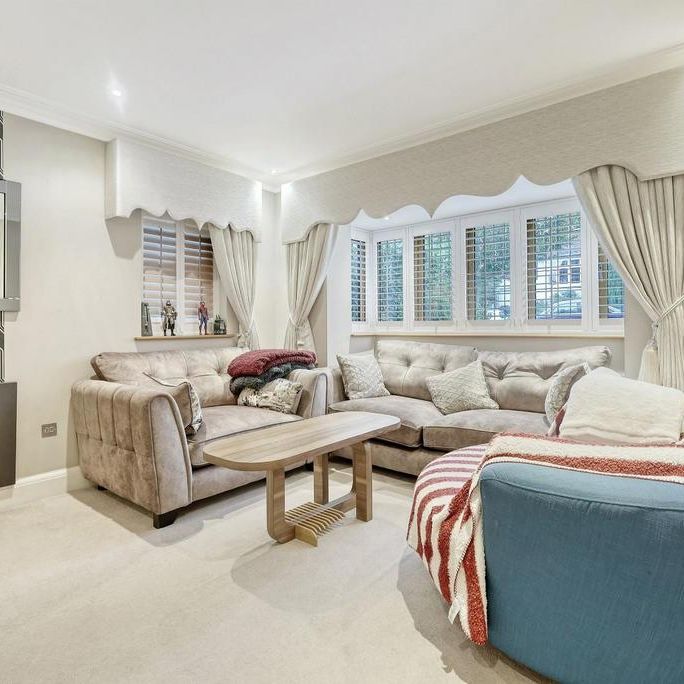 5 bedroom detached house to rent - Photo 1