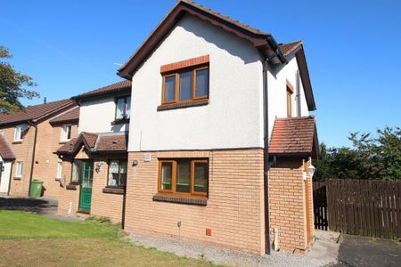 Semi Detached in Berkeley Grange, Off Newtown Road - Photo 4