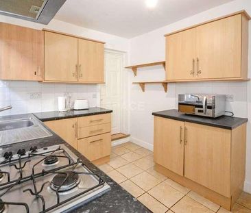 Grange Avenue, Earley, Reading, Berkshire, RG6 - Photo 1