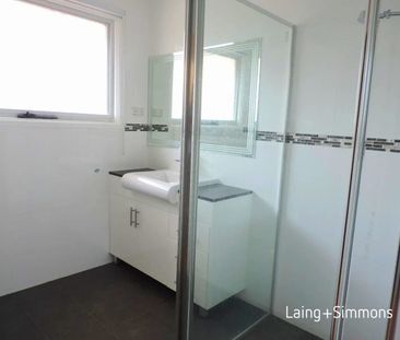 Stylish modern home near station and parks - Photo 3