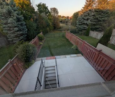 For Lease - 122 Pressed Brick Drive Unit# Upper, Brampton, Ontario - Photo 1