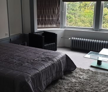 AU PIED DU CENTRE ET DE LA GARE, SPACIEUX T2 MEUBLÉ DE 50M² AVEC TE... - Photo 1