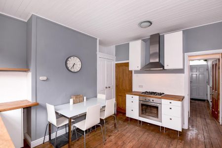 3 bedroom terraced house to rent - Photo 4