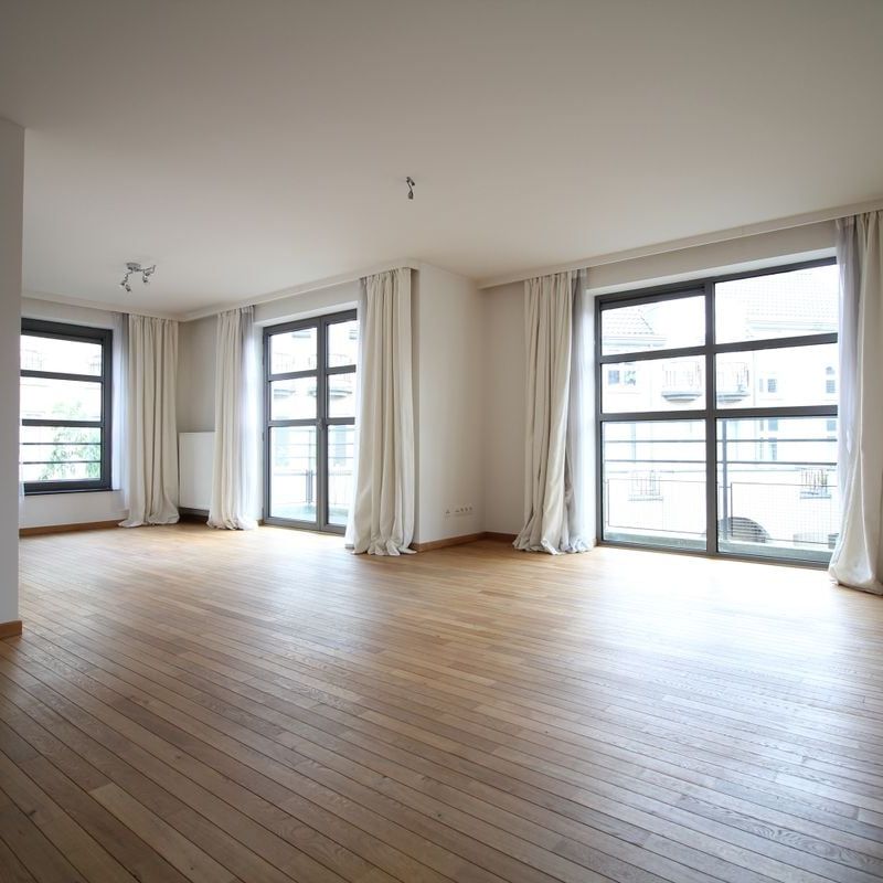 Appartement te huur in Sint-Gillis voor € 1.800 met 2 slaapkamers - foto 1