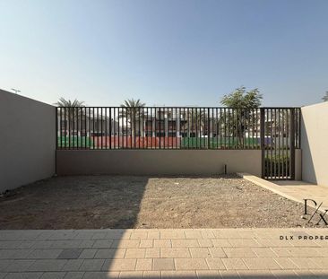 Single Row | Spacious | Brand New - Photo 2