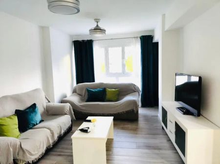 Alquiler de piso en Avenida de la Constitución, 12 - Foto 2