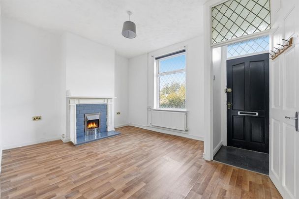 2 bedroom terraced house to rent - Photo 1