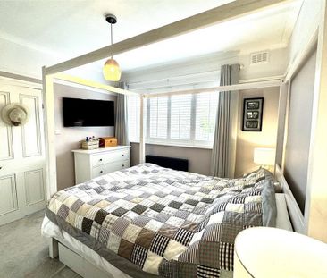 3 bedroom detached house to rent - Photo 5