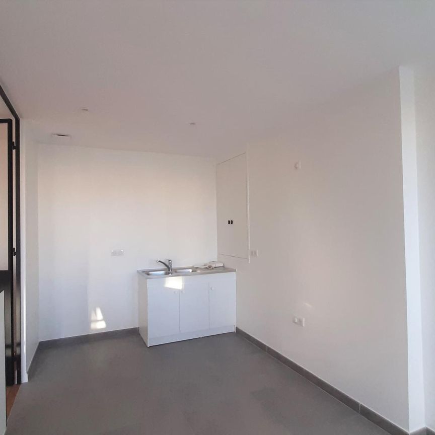 location Appartement F4 DE 123.3m² À PARIS - Photo 1