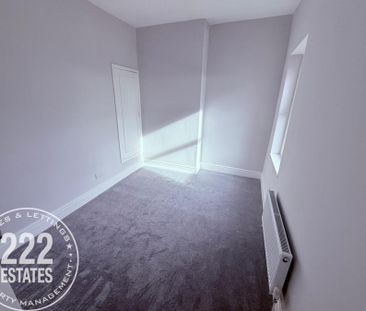 Folly Lane - Warrington - WA5 - Photo 5