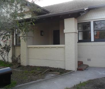 10 Foster St, St Kilda - Photo 2