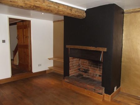 2 bedroom terraced house to rent - Photo 2