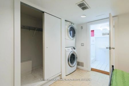 70 Carlaw Avenue #Bsmt - Photo 4