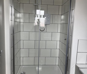 4 bedroom link detached house to rent - Photo 2