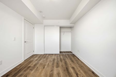 For Lease - 1010 Sandy Beach Road Road Unit# 304, Pickering, Ontario - Photo 4