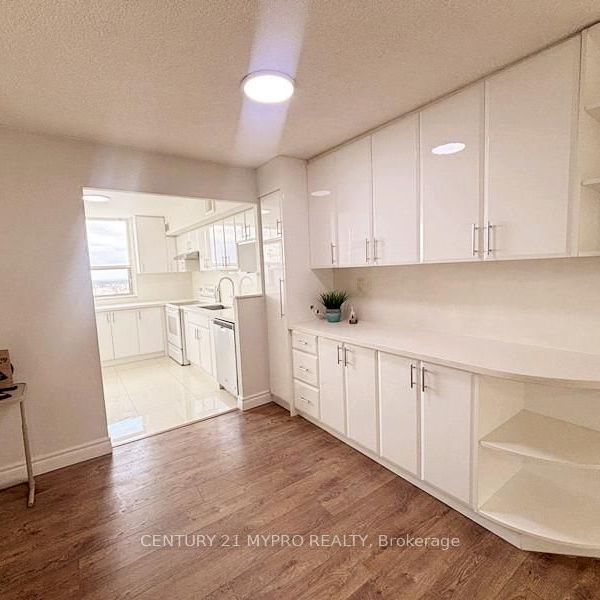 For Lease - 355 Rathburn Road Unit# 1001, Mississauga, Ontario - Photo 1