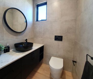 Comfort & Modern Living in the Heart of Preston - Photo 5