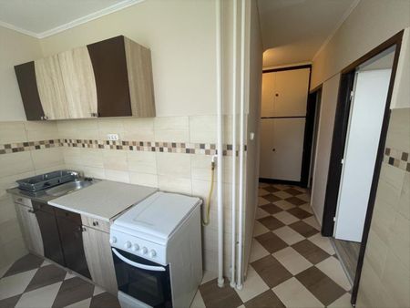 Kiadó jó állapotú panel lakás - Győr - Fotó 3