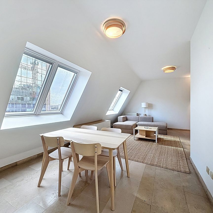 Penthouse - for rent - Photo 1