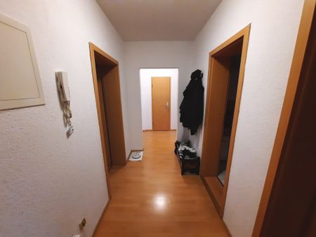 Gemütliche 3-Raumwohnung mit 2 Balkonen – Ihr neues Zuhause in Stadtfeld Ost - Foto 4