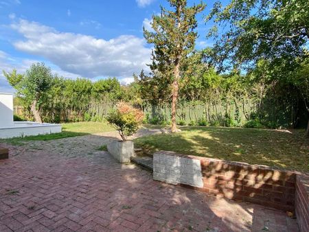 9 bedroom detached house to rent - Photo 4