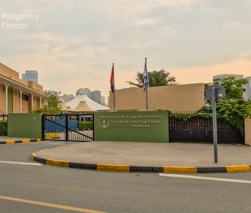 Spacious 2BHK| Master Bedroom| Sea View - Photo 3