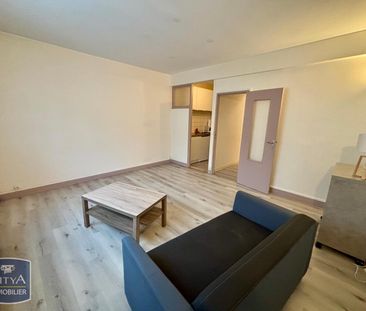 Location Appartement 2 pièces 39m² CHATEAUROUX 36000 - Photo 3