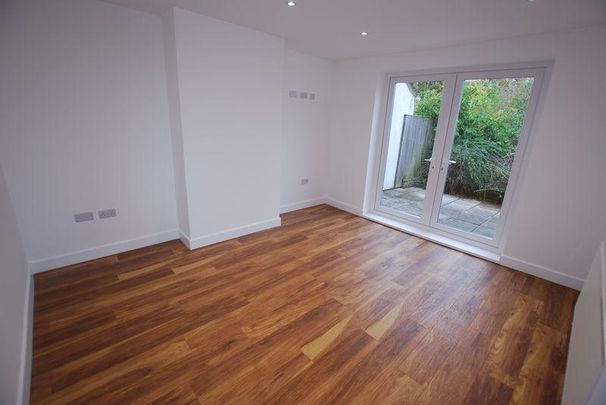 1 bedroom semi-detached house to rent - Photo 1