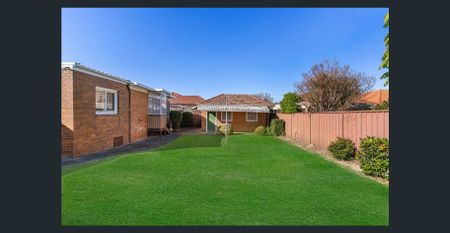 Updated Family Home Located In Moorefield Estate - Photo 2