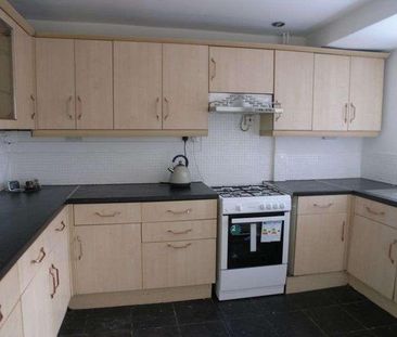 Southall Crescent, Bilston, WV14 - Photo 5