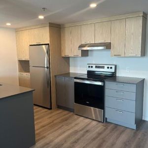 Condo locatif neuf 4 1/2 - Photo 2