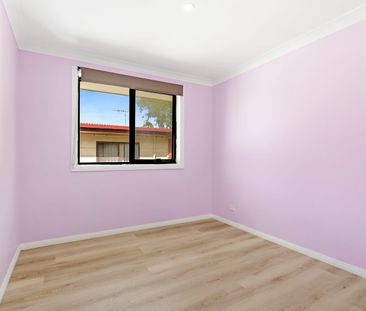 Some homes just feel right the moment you arrive. - Photo 4