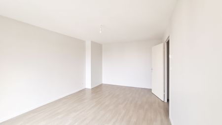 T3 de 60 m² refait à neuf avec balcon - Photo 2