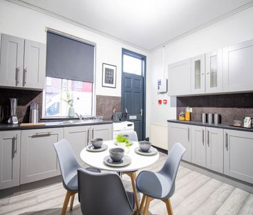 Westbury Mount (Room 2), Hunslet, Leeds - Photo 2