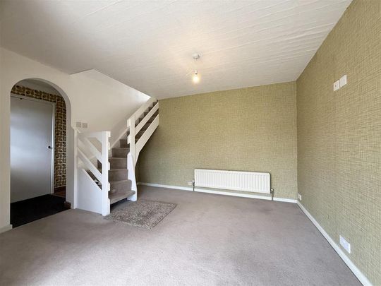 3 bedroom detached bungalow to rent - Photo 1