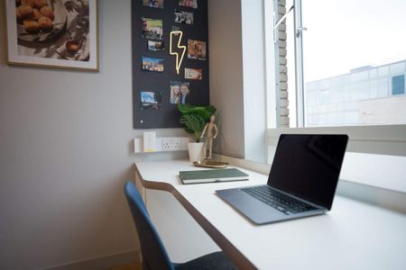 1 bedroom private hall to rent - Photo 3