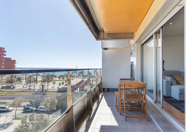 Plaça del Vaixell Maria Assumpta, Badalona, Catalonia 08912